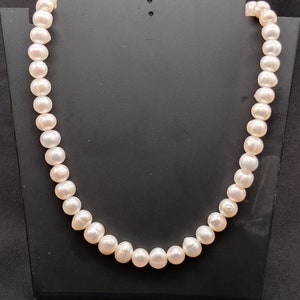 Natural Freshwater Pearl Necklace