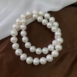 Big Size Vintage South Sea Pearl Necklace ,Classic Full White Clean Salt Water Pearl Necklace for Women