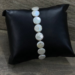 Freshwater Coin Pearl Bracelet, Gift For Her, aesthetic Coin Pearl Bracelet, bridesmaid Gift, Real Pearl Bracelet, Friendship Band