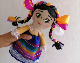 Poupée mexicaine, poupée de chiffon, poupée mexicaine en tissu inspirée de la culture mexicaine, art folklorique mexicain par Arteté®dolls Livraison gratuite en Italie