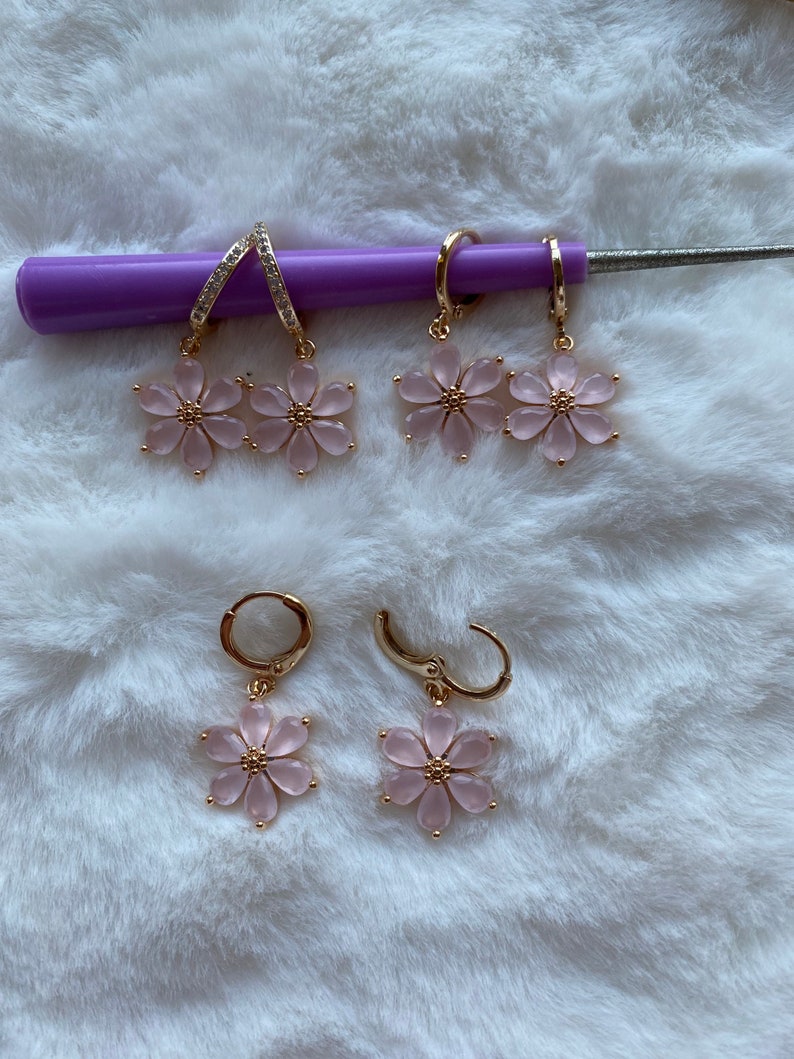 Gold earrings, handmade sakura blossom earrings 52 Pink-klein Brisuren