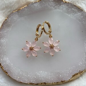 Gold earrings, handmade sakura blossom earrings 52 Bild 9