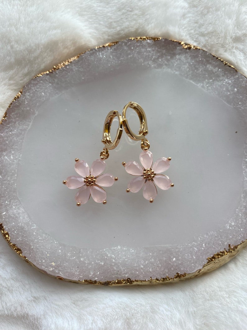 Gold earrings, handmade sakura blossom earrings 52 Sonderposten pink