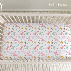 BUTTERFLY CRIB Fitted Sheet, Pink Crib Sheet, Baby Girl Nursery, Butterfly Girl Nursery, Personalized Baby sheet