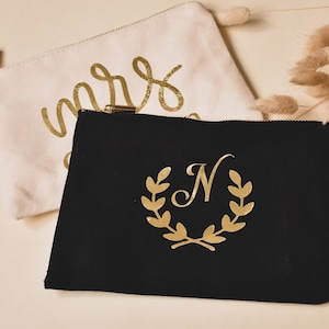 MakeUp Bag, Bridesmaid Make Up Bag with Name, Make Up Bag Birthday Gift Ideas for Her Bridesmaid Gifts Makeup Bag for Her, Bridal Party Gift