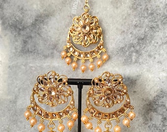 Pakistani/indian tikka and earring set, Pakistani jewellery, Pakistani fashion, indian jewellery, indian fashion