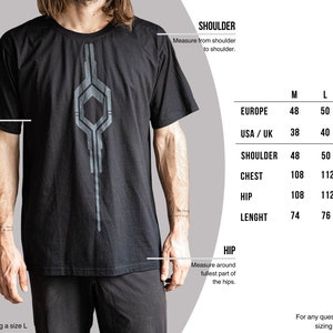 Camiseta geométrica negra para hombre Patrón Shipibo Ropa alternativa para hombre Ropa urbana urbana Estilo futurista Camiseta gráfica imagen 9