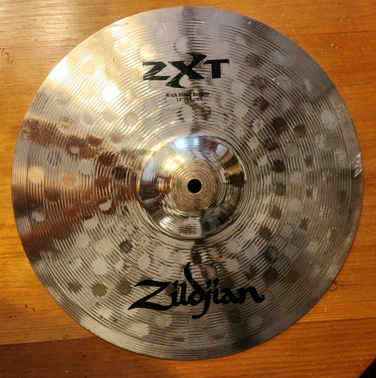 Zildjian Symbols 20in Rock Ride and 14in Hihat Bottom ZXT in