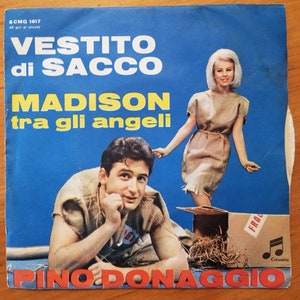 Vestito di Sacco 45rpm Latin/Pop c1961 Original Vintage Copy in Near Mint Condition Columbia SCMQ 1617