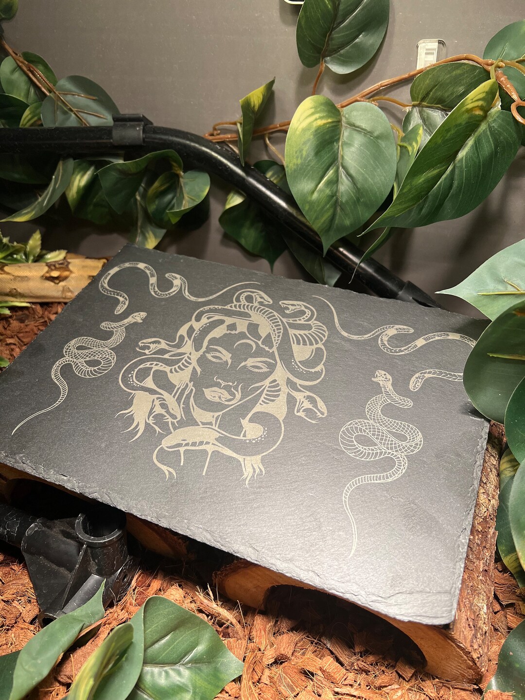 Medusa Inspired Basking Slate/reptile Basking Slate/terrarium Decor
