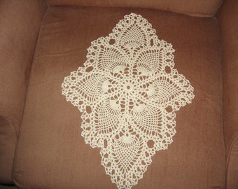 New Hand Crocheted Ecru Pineapple Doily