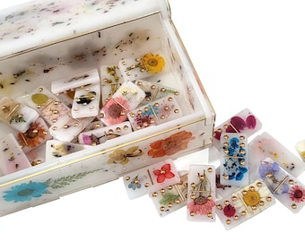 Set di domino da bagno in resina fatto a mano con fiori pressati secchi, set di domino da bagno in latte bianco con scatola, set di domino doppio da 6 con scatola, giochi giocattolo regalo personalizzati