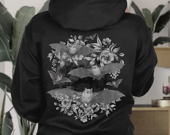 Bat Hoodie Bat Sweatshirt Vampire Bat Witchy Hoodie Goblincore Shirt Nature Hoodie Bat Sweater Witchy Stuff Witchy Clothes Dark Cottagecore