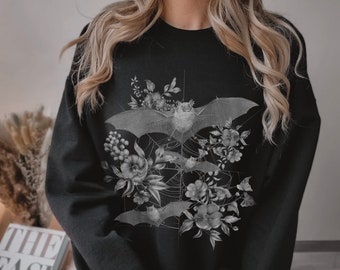 Bat Sweatshirt Bat Shirt Vampire Bat Witchy Hoodie Goblincore Shirt Vampire Shirt Bat Sweater Witchy Stuff Witchy Clothes Dark Cottagecore