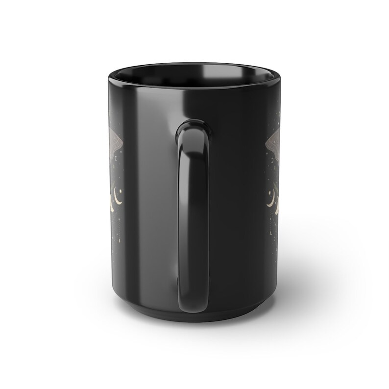 Caneca Mariposa, Caneca Cottagecore, Canecas Cottagecore, Cottagecore Escuro, Caneca Floresta, Caneca Bosque, Caneca Bruxa, Caneca Jardim, Mariposa Lunar, Mariposa Celestial imagem 6