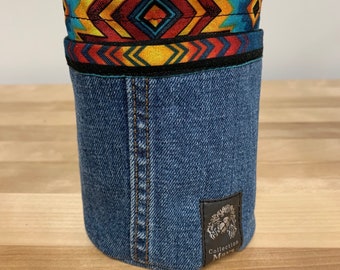 Treat holder pouch with drawstring closure for dogs made from recycled jeans - practical and ecological accessory!