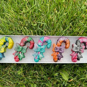 Candy Cane Crayons