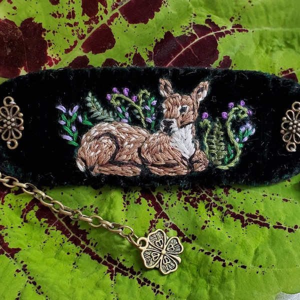 Hand Embroidered Bracelet Forest Green Silk Velvet Fawn Deer and Foliage Ren Faire