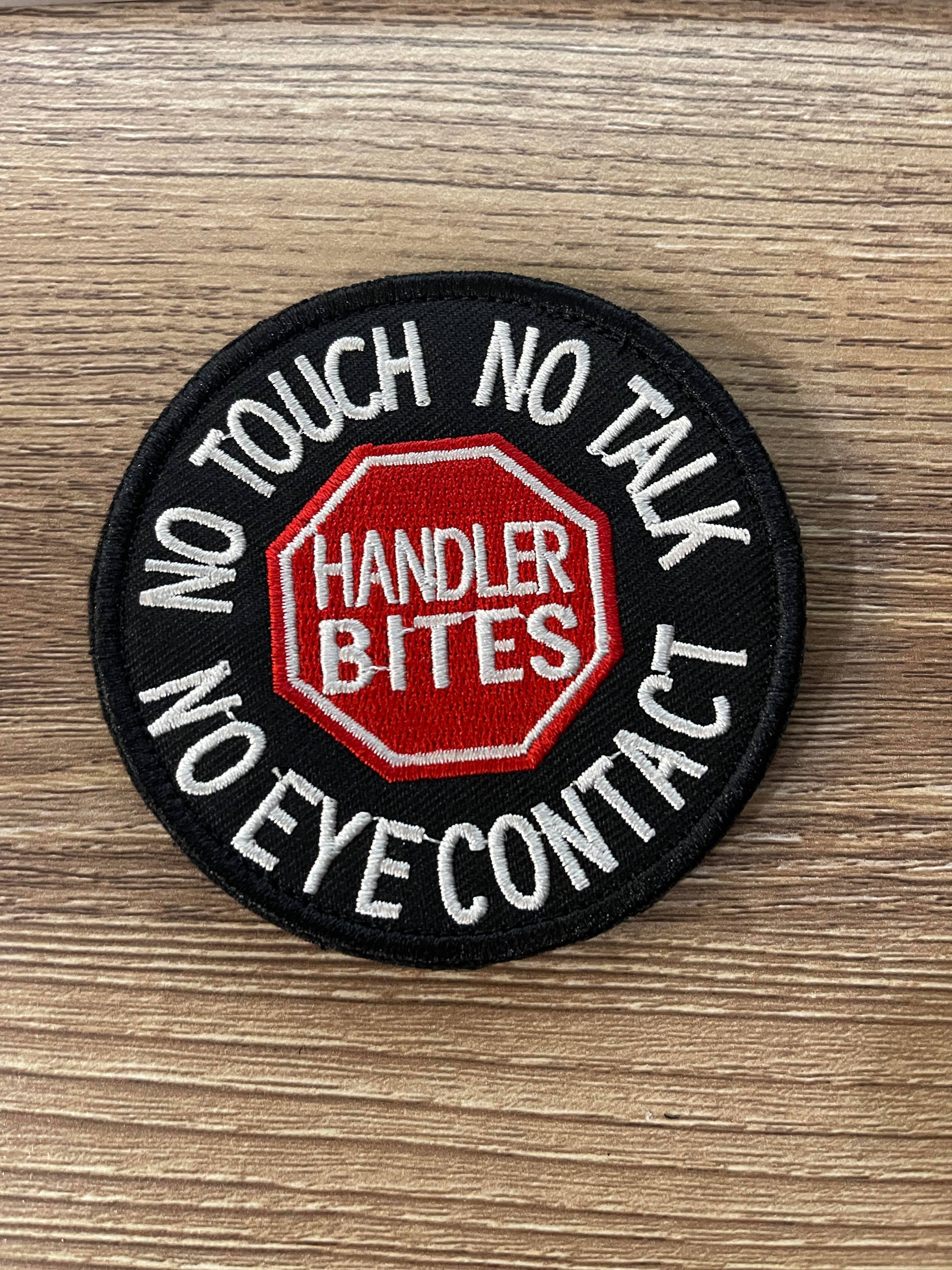 Service Dog Stop No Touch Talk Eye Contact Do Not Pet Working Ignore Me  Vest/Harnesses Morale Tactical Patch Embroidered Badge Fastener Hook & Loop