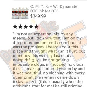 Op de afbeelding: Een klantbeoordeling voor C. M. Y. K. + W. Dynamite DTF Ink for DTF, met een vijfsterrenbeoordeling en een getuigenis van Samantha Lyons van 23 februari 2023. De tekst beschrijft een positieve ervaring met de inkt en verbeterde printerprestaties.