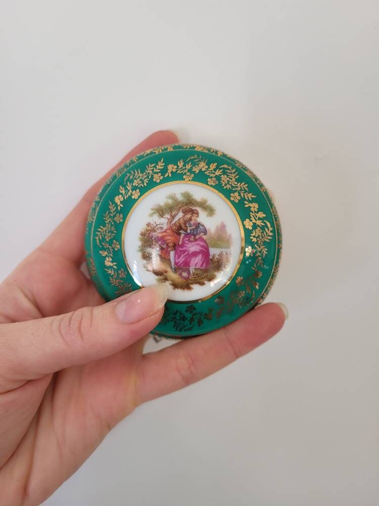Beautiful Limoges, Green and Gold, Porcelain Trinket Dish With Lid