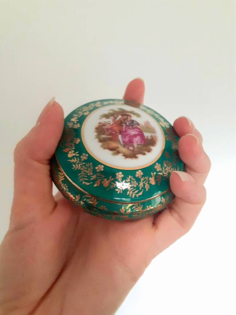 Beautiful Limoges, Green and Gold, Porcelain Trinket Dish With Lid
