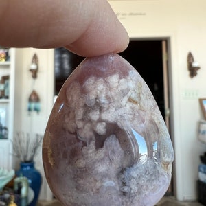 Flower Agate Mini Palm Stone