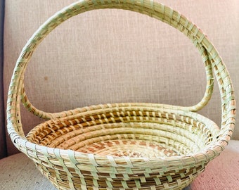 Flower girl Basket | Gullah | Low-Country | Sweetwater| Handle Basket | Picnic basket | Coil |  Sweetgrass Cross- Handle Basket