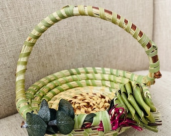 Gullah| S-handle Basket| Handle basket | Low-Country | Sweetwater| Coil | Dough Bowl| Sweetgrass S-handle Basket with Palmetto Rose