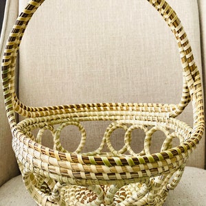 Gullah| S-handle Basket| Handle basket | Low-Country | Sweetwater| Coil | Flower girl basket| Easter basket | Sweetgrass Cross-handle Basket