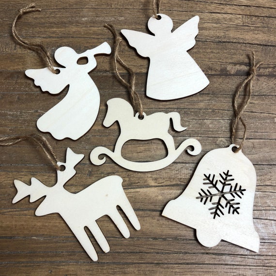 10 x XMAS Pendant Tree Decorations Christmas Angel Bell Reindeer Rocking Horse