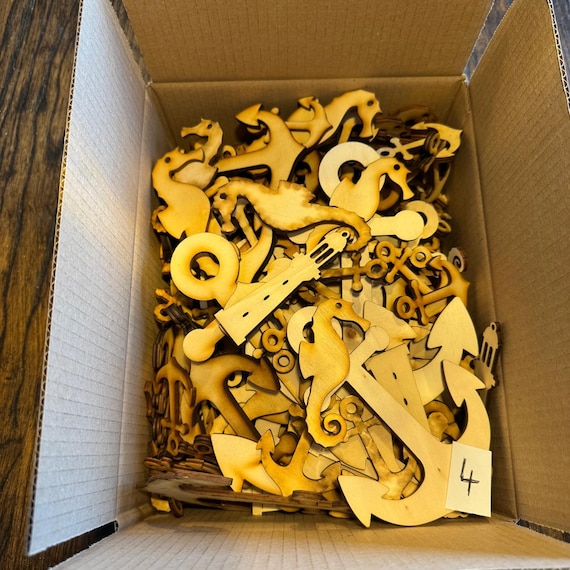 Wooden Anchor DIY Set, Nautical Craft Decoration, Mixed Sizes, Craft Materials 4-8 mm, Nautical Scatter Decoration, Pack of 4