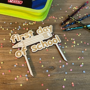 Premier jour ou rentrée scolaire premier jour d'école écolier topper gâteau topper gâteau topper décoration