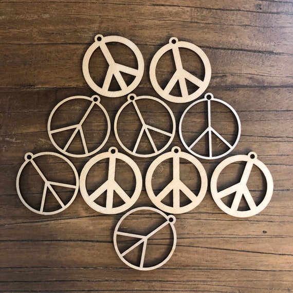 10 x Peace Sign Pendant Wood STOP WAR Decoration Hanger Decoration Symbol Peace Peace Sign Wooden Pendant