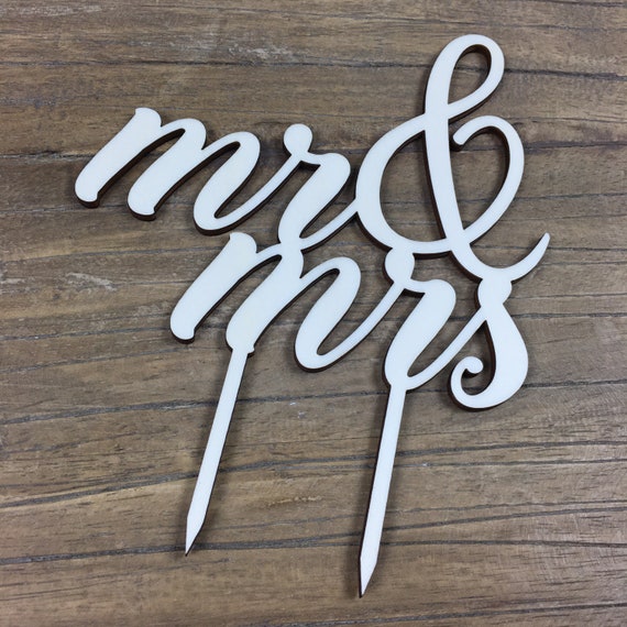 1 x mr & mrs cake decoration wedding cake topper cake wooden decoration attachment wedding