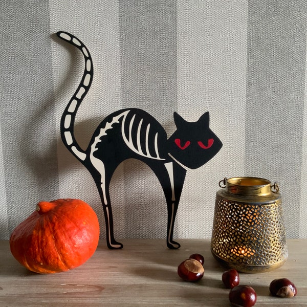 Halloween Katze schwarz mit roten Augen gruselig deko Dekoration gruselig