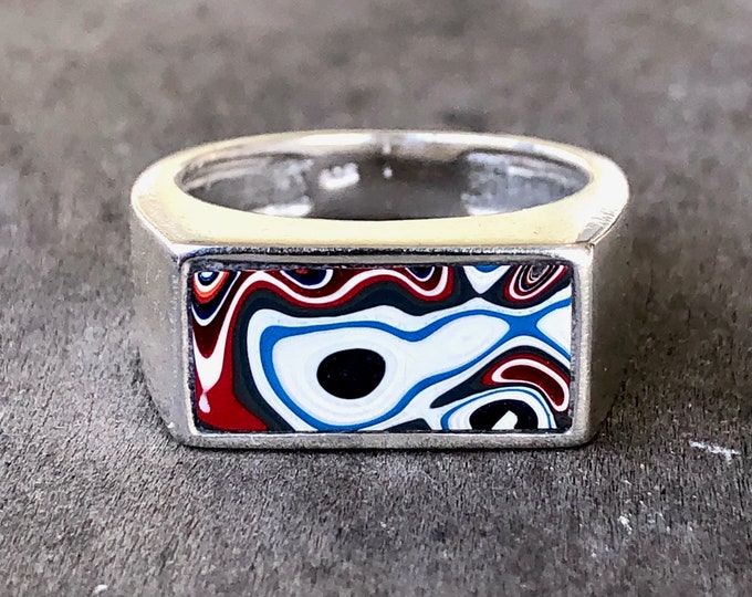 Unique Fordite ring, Handmade - sterling silver size 6.5 (Detroit agate)