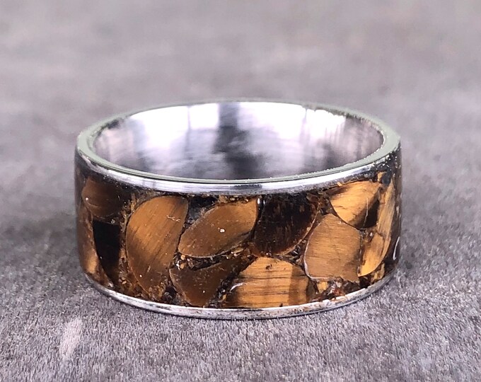 Handmade tigereye inlay ring in steel. Size 10.5, 10mm width