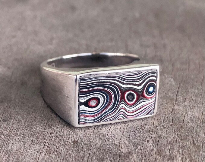 Unique Fordite ring, Handmade - sterling silver size 9 (Detroit agate)