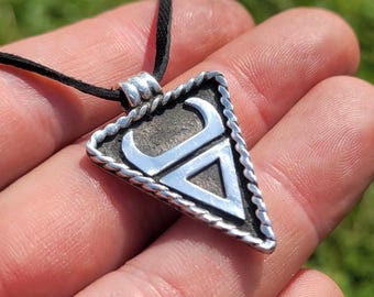 Colgante Veles de plata 925. Joyería eslava. Pagana. Rodnovery. Símbolo Veles. Amuleto.