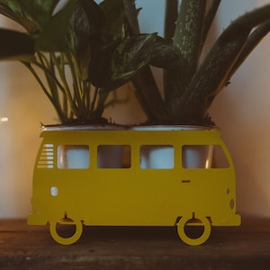 Gelber Hippie Bus Übertopf VW van Camper Übertopf Geschenke für Ihn Geschenke für Hippie Geschenke für Pflanzenliebhaber