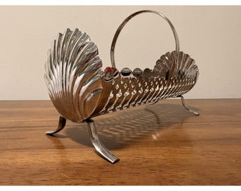 Vintage Silver Plate Biscuit Cracker Holder w Handle Regal Quality Silver 8”