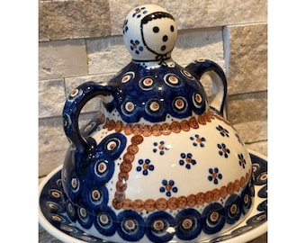 Bolesławiecka maselniczka ceramiczna z pokrywką Lady Cheese Flowering Peacock 7”