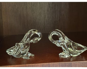 2 figurki łabędzi kryształowych Kristalcolor Wyprodukowano we Włoszech 5 cali Oryginalna etykieta