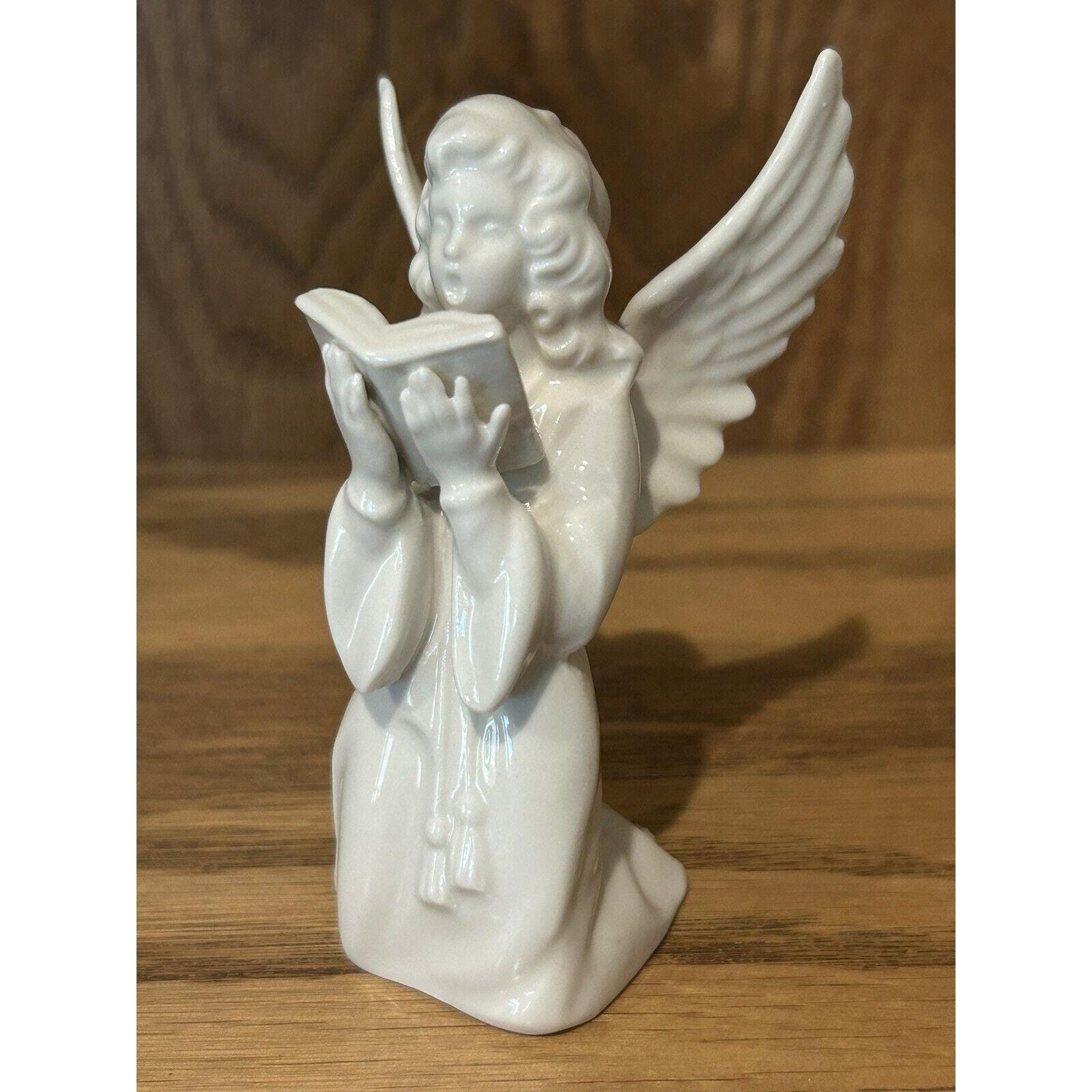 Vintage Dresden Angel Kneeling w Songbook Germany Porcelain Figurine 5” Tall