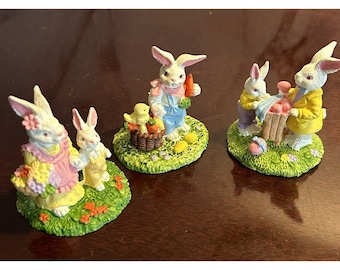 3 Enesco Bunny Figuirines Easter Garden Rabbits Eggs Carrots Basket 2x2in