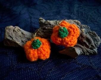 Pendientes de calabaza de crochet