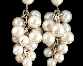 1950s Japan Faux Pearl Cluster Grapes Clip On Earrings Vintage Bridal Cocktail