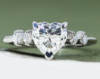1.25 CT Heart Cut Modern White Colorless Moissanite Solitaire Ring Heart Shaped Simulated Diamond 14K Solid Engagement Ring Gift for Her