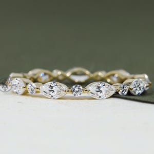 Marquise Round Diamond Band Moissanite Diamond Stackable Ring Solid Gold Marquise Wedding Band 14k Gold Eternity Ring Stacking Promise Ring